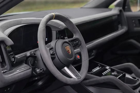 Porsche Cayenne Coupe Turbo E-Hybrid  GT