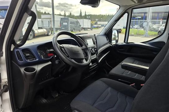 Iveco Daily 35S18A8 L4H2 HI-MATIC