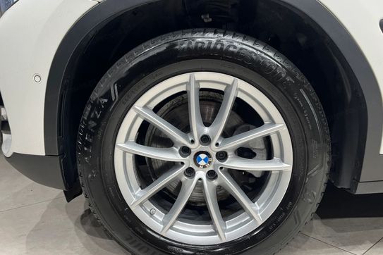 BMW X3 xDrive20d Advantage