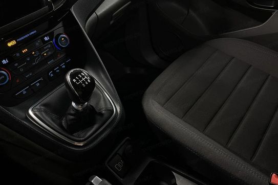 Ford Tourneo Connect Titanium