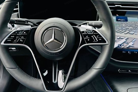 Mercedes Klasa E 200 4-Matic Exclusive