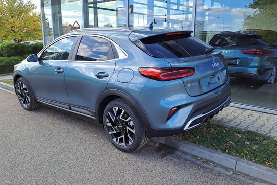 Kia XCeed 1.5 T-GDI Business Line DCT