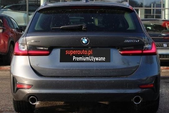 BMW Seria 3 Touring 320d xDrive
