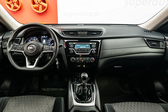 Nissan X-Trail 1.6 DIG-T Visia 2WD