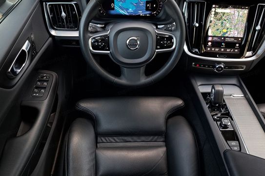 Volvo S60 B4 B Plus Dark