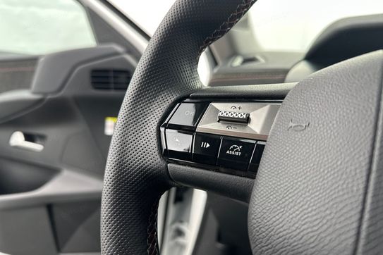 DS DS3 Crossback Performance Line 1.2 Hybrid DCT
