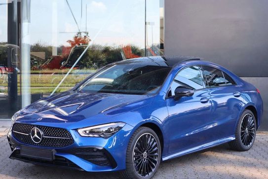 Mercedes CLA 220  4-Matic AMG Line