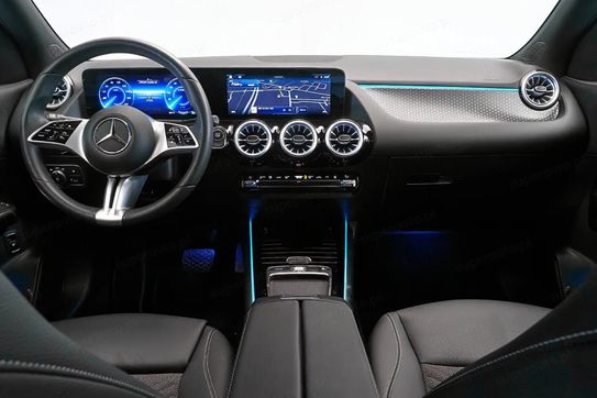 Mercedes EQA 300 66.5kWh 4-Matic Progressive