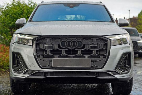 Audi Q7 TDI quattro S Line