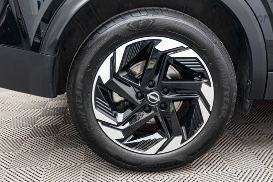Nissan Qashqai 1.3 DIG-T N-Connecta