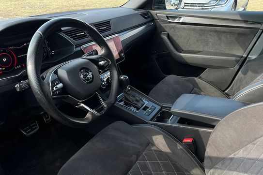 Skoda Superb 2.0 TDI SCR 4x4 Sportline DSG