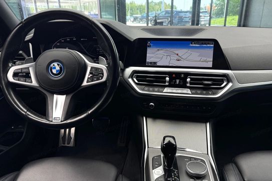 BMW Seria 3 330e PHEV xDrive M Sport aut