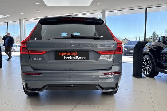 Volvo XC60 B4 B Plus Dark