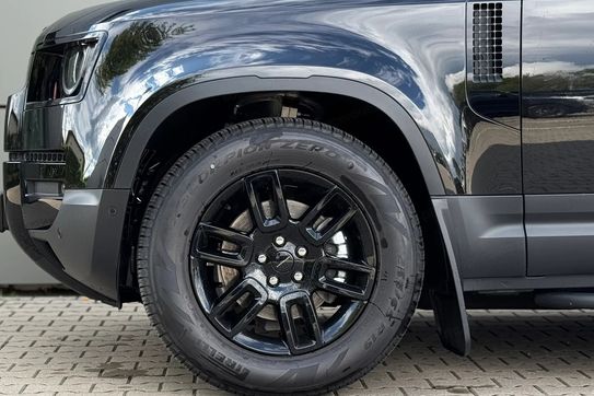 Land Rover Defender D250 S