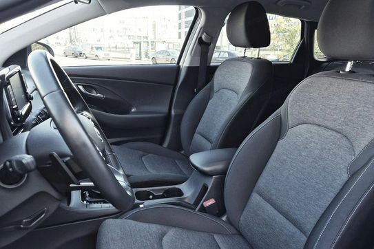 Hyundai i30 1.5 t-Gdi 48V Smart Dct