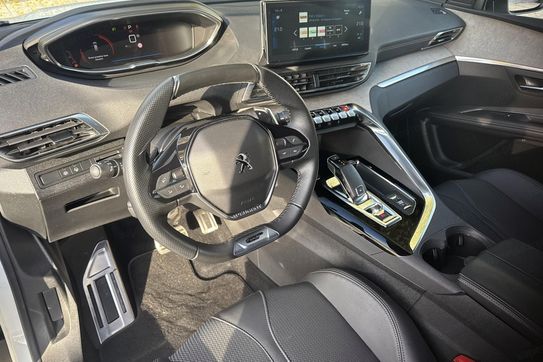 Peugeot 3008 GT 1.2 PureTech  S&S EAT8