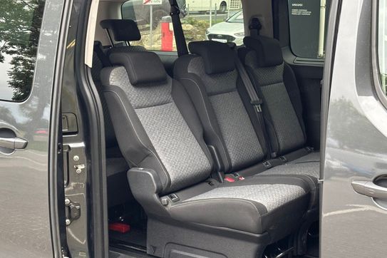 Peugeot Traveller Bluehdi Long Business