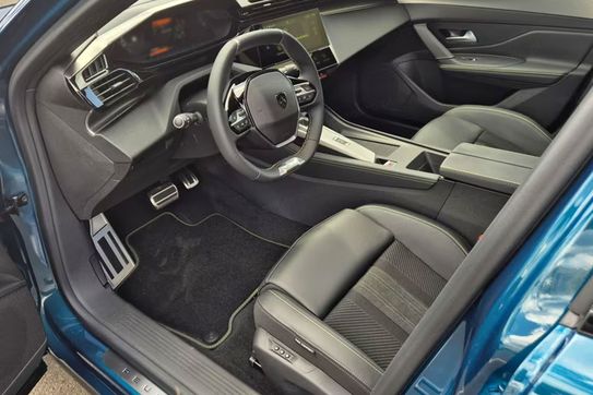 Peugeot 408 GT Exclusive S&S 1.2 mHEV  e-DSC6