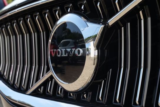 Volvo V60 B4 B Plus Bright