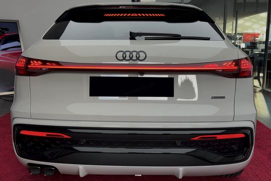 Audi Q5 TDI quattro S line Sportback