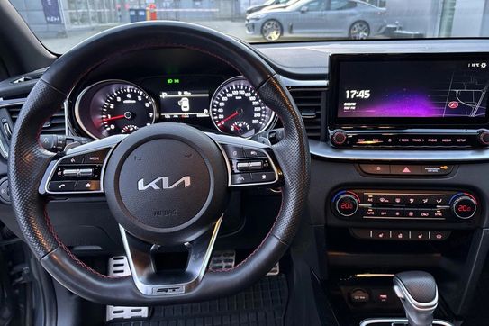 Kia ProCeed 1.6 T-GDI GT DCT
