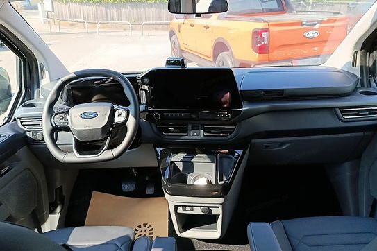 Ford Tourneo Custom L1H1 Titanium X 320 A8 AWD