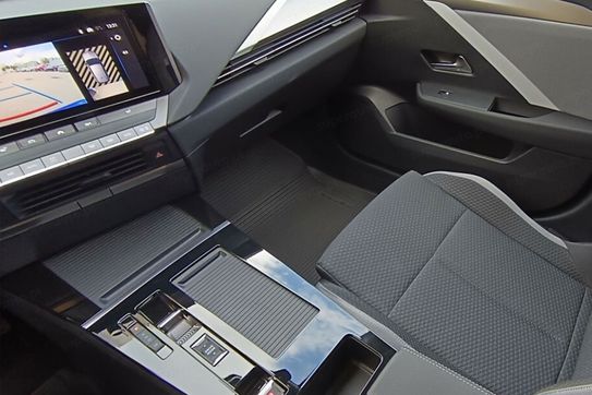 Opel Astra VI Edition aut  1.2 T