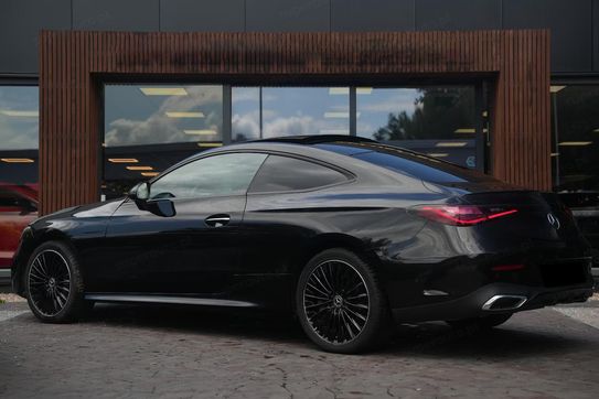 Mercedes CLE 300 4-Matic AMG Line
