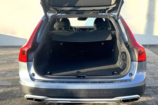 Volvo V90 Cross Country D5 AWD Pro