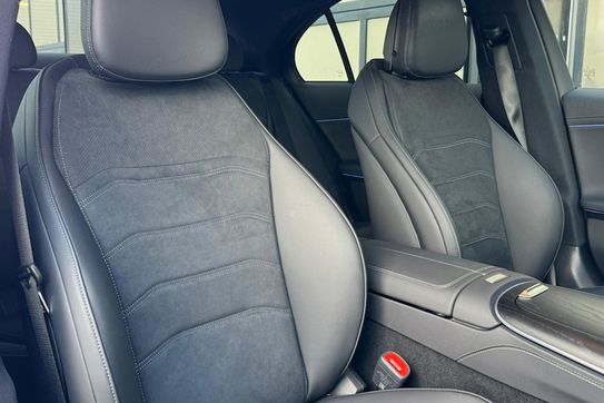 Mercedes E Klasa 300 de 4-Matic AMG