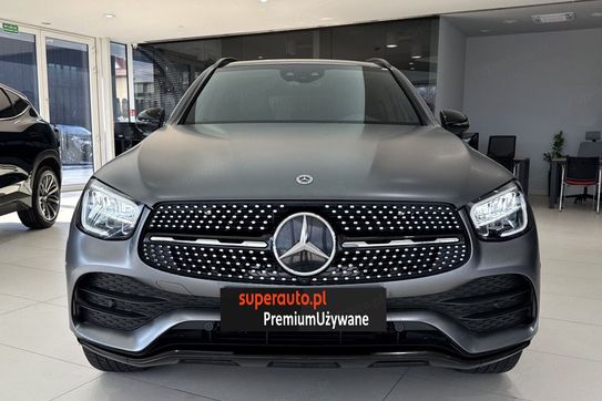 Mercedes GLC 300 e 4MATIC AMG Line