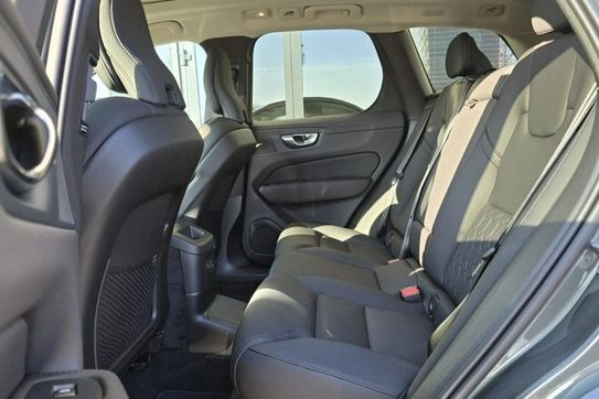 Volvo XC60 T8 Plug-In Hybrid AWD Ultra Dark aut