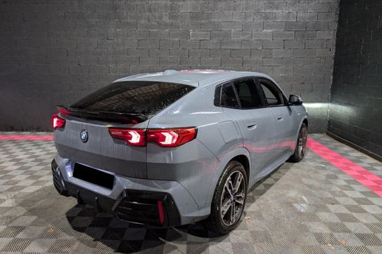 BMW iX2 eDrive20 M Sport