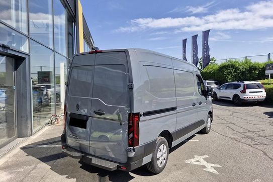 Renault Master L2H2 Extra AT9