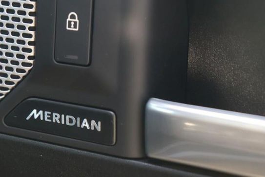 Land Rover Defender 130 5.0 P425 Outbound