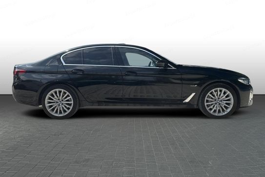 BMW Seria 5 520e Luxury Line