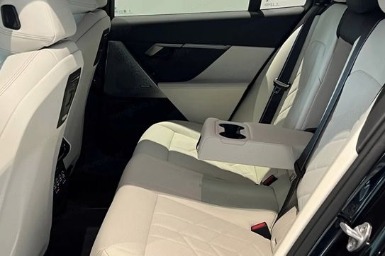 BMW Seria 5 Touring 530e xDrive M Sport