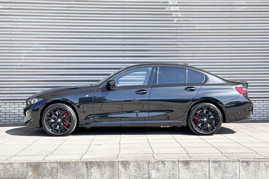 BMW Seria 3 330i xDrive M Sport