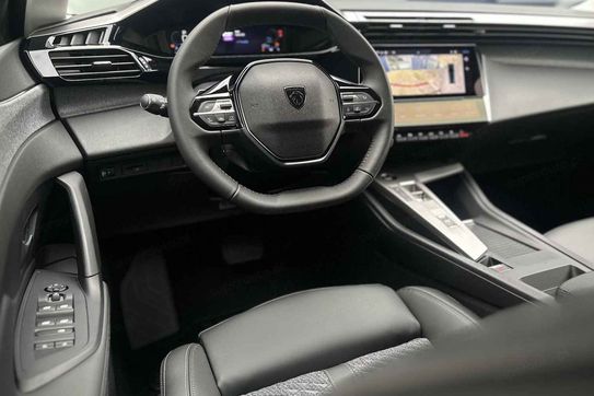 Peugeot 308 Allure 1.2 mHEV e-DCS6