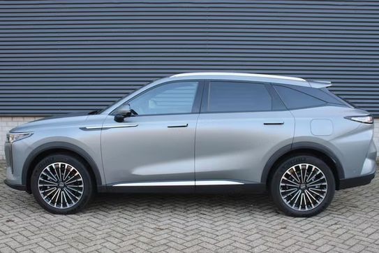 Omoda 9 1.5 Super Hybrid Exclusive AWD