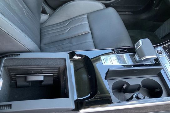 Audi A8 L 60 TFSI mHEV Quattro Tiptr.