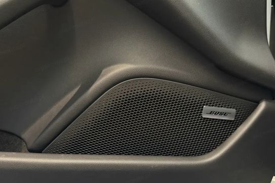 Porsche Taycan 4 Black Edition