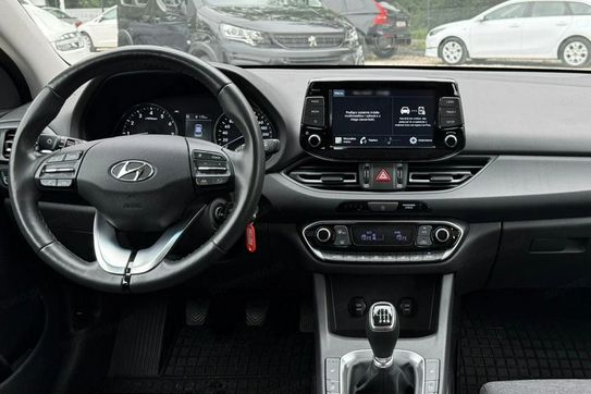 Hyundai i30 1.5 T-GDI Smart
