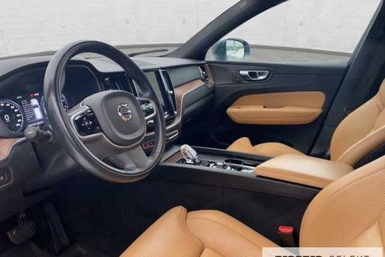 Volvo XC60 B5 B AWD Inscription