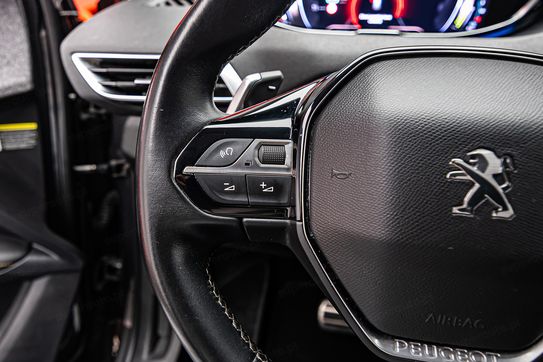 Peugeot 3008 1.6 PureTech Hybrid PHEV Allure