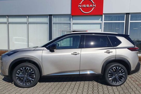 Nissan X-Trail Tekna 1.5 MCVT XTRONIC 2WD
