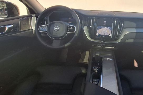 Volvo XC60 T8 Plug-In Hybrid AWD Plus Dark aut