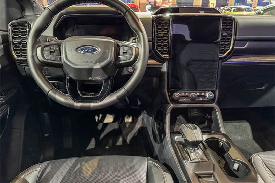 Ford Ranger Platinum PHEV A10 4x4