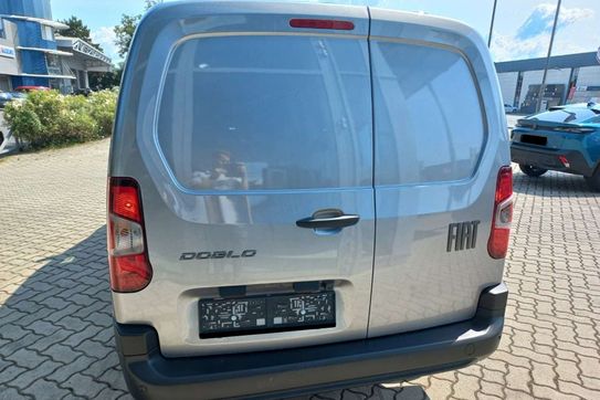 Fiat Doblo Cargo/Van Zabudowa Brygadowa AT8