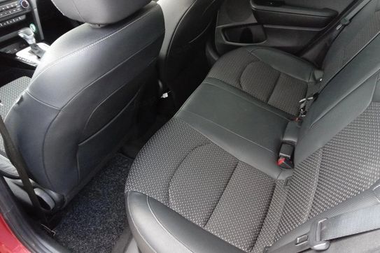 Kia Ceed 1.5 t-Gdi DCT7 Opf 48V Mild Hybrid Vision